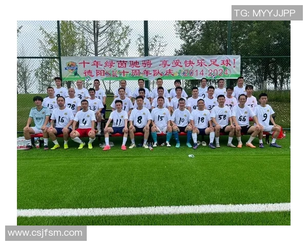 足球明星齐聚一堂精彩瞬间回顾尽在这场盛大聚会视频中